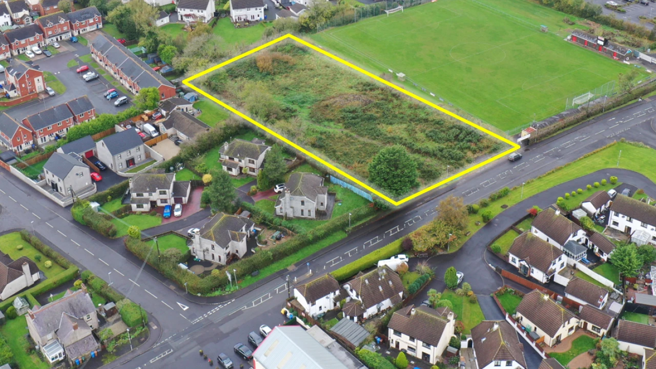 
                        web2.png, Islandmagee, BT40 3SA