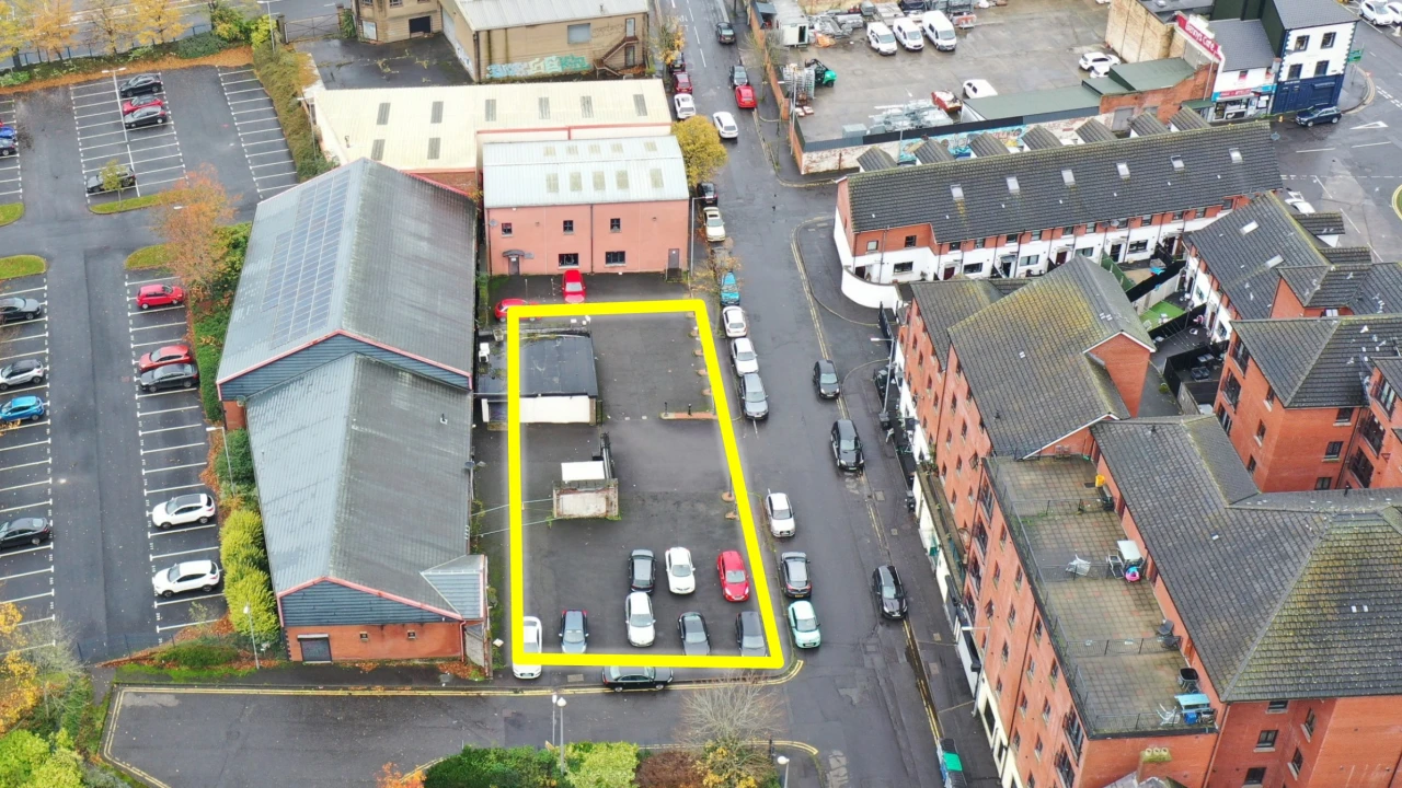 
                        frontnew.jpg, Belfast, BT1 3AH