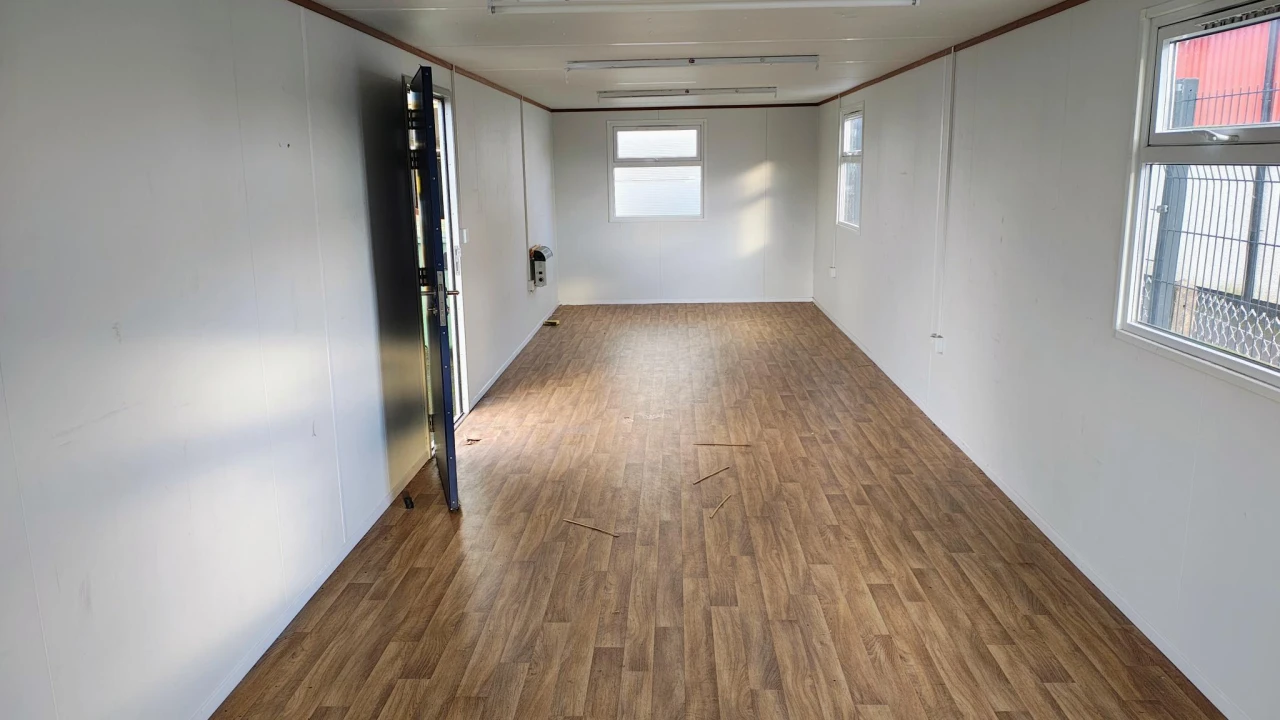 
                        img_20251119_144336689_hdr_ae.jpg, Antrim, BT41 4NT