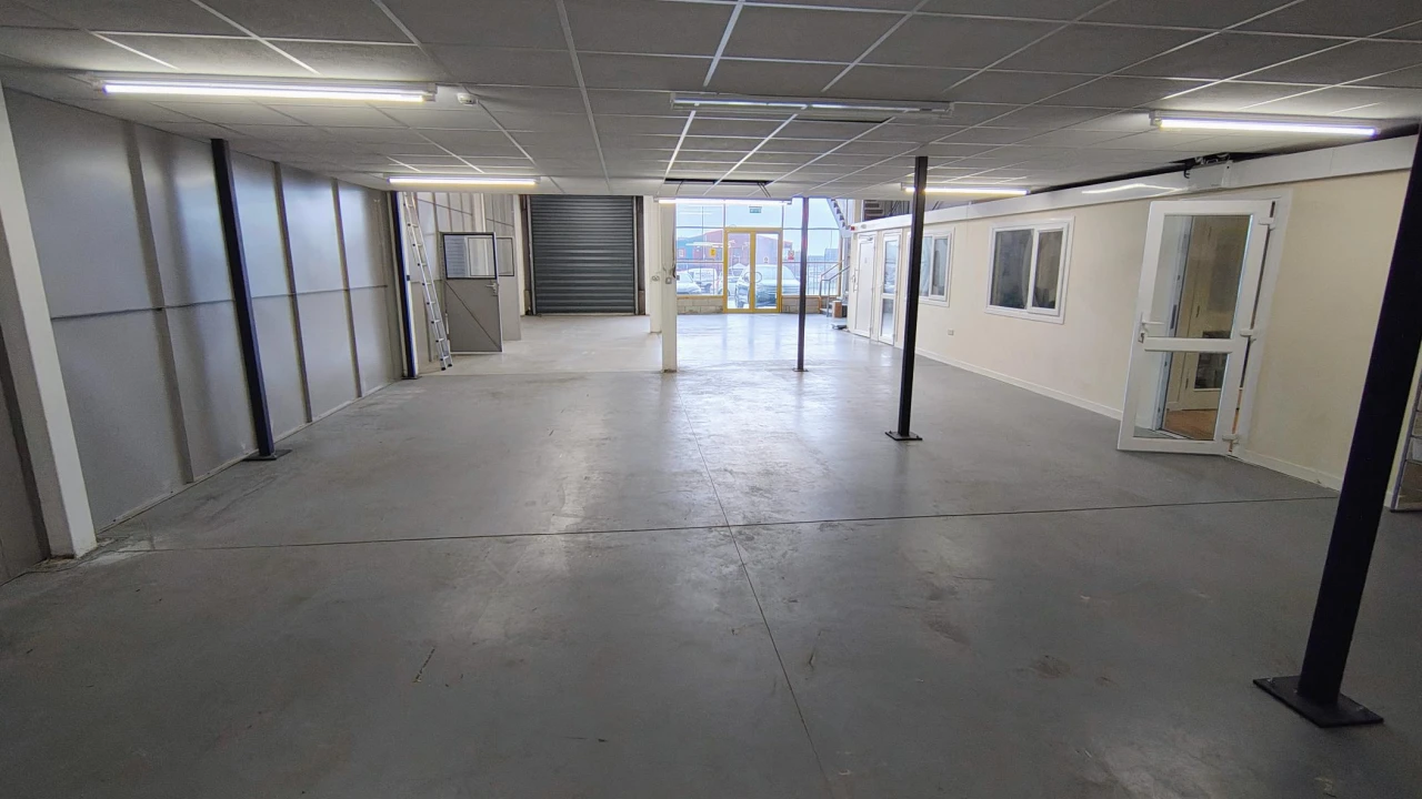 
                        img_20260120_124656222_hdr_ae.jpg, Antrim, BT41 4NT