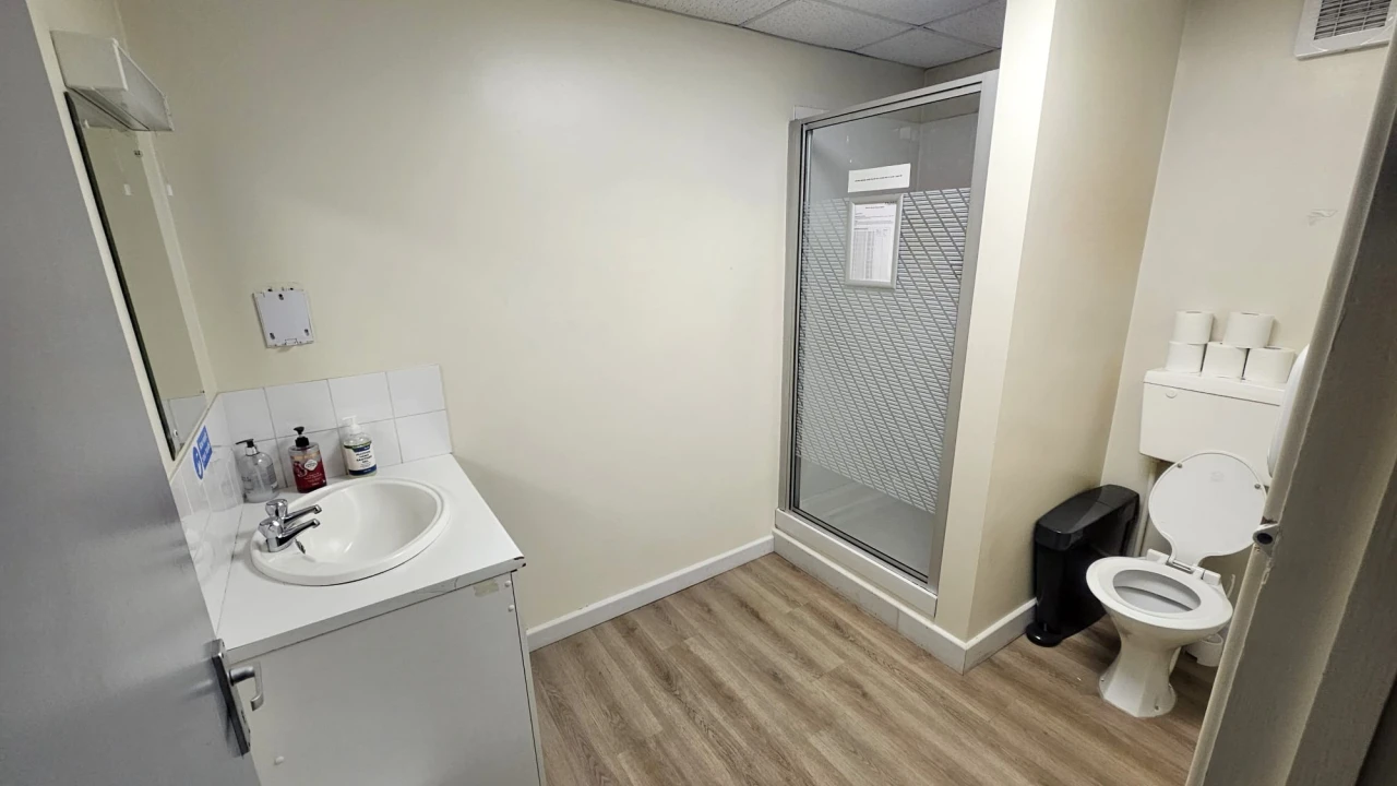 
                        27.jpeg, Belfast, BT15 3PX