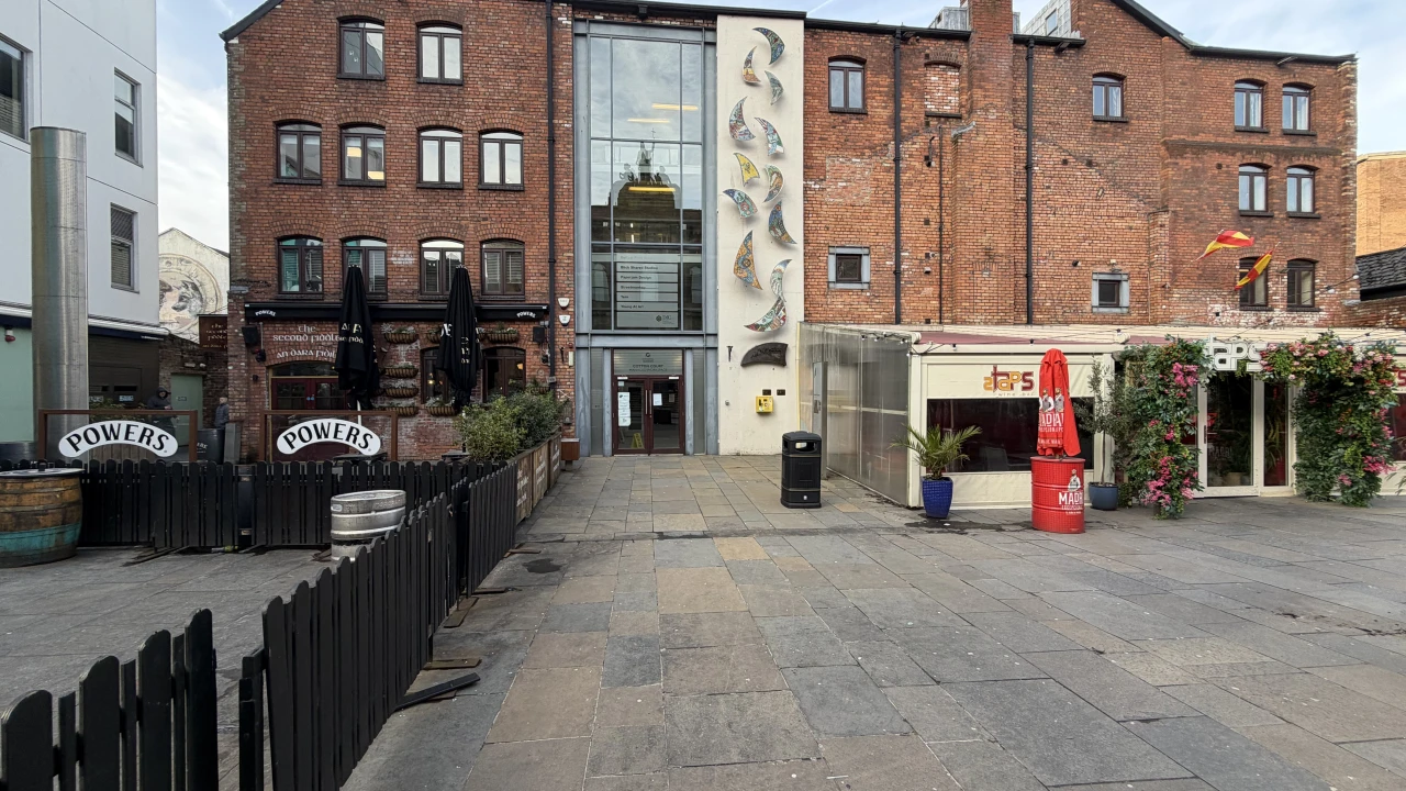 
                        img_1525.jpeg, Belfast, BT1 2ED