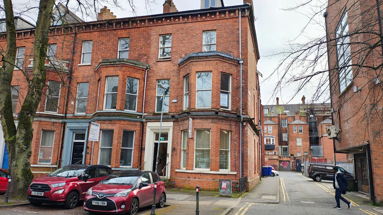 
                        front.jpg, Belfast, BT9 6AZ
