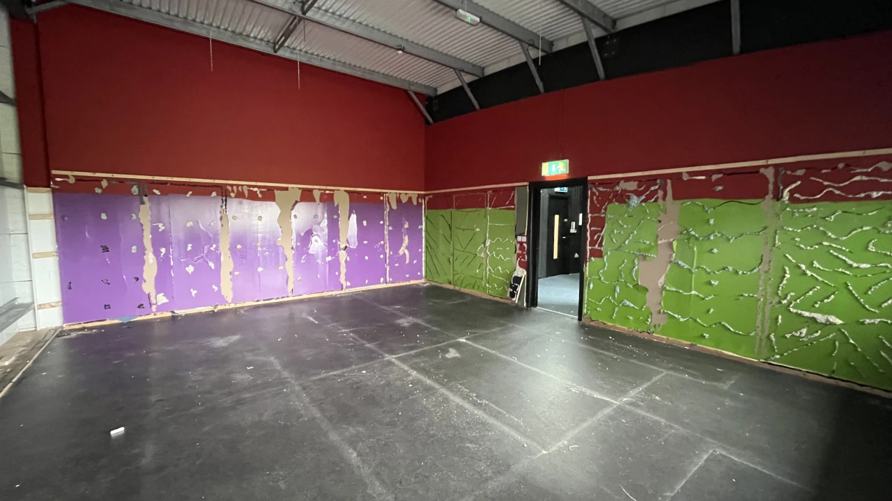 
                        image00089.jpeg, Antrim, BT41 4LZ