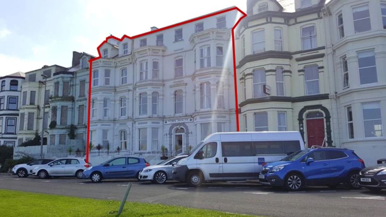 
                        captureweb.JPG, Portrush, BT56 8AY