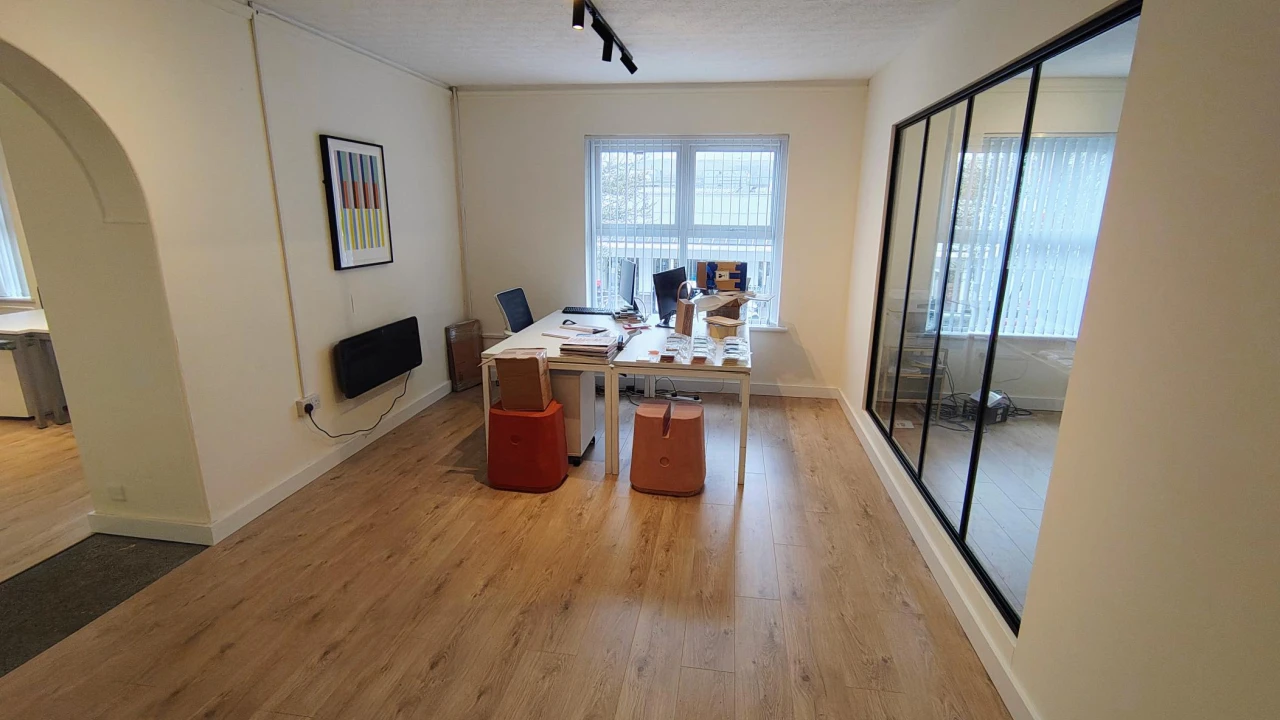 
                        img_20260318_111906473_hdr_ae.jpg, Belfast, BT9 6GD