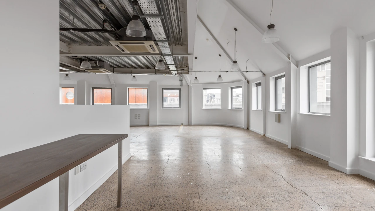 
                        83-85-victoria-street-18.jpg, Belfast, BT1 4PB