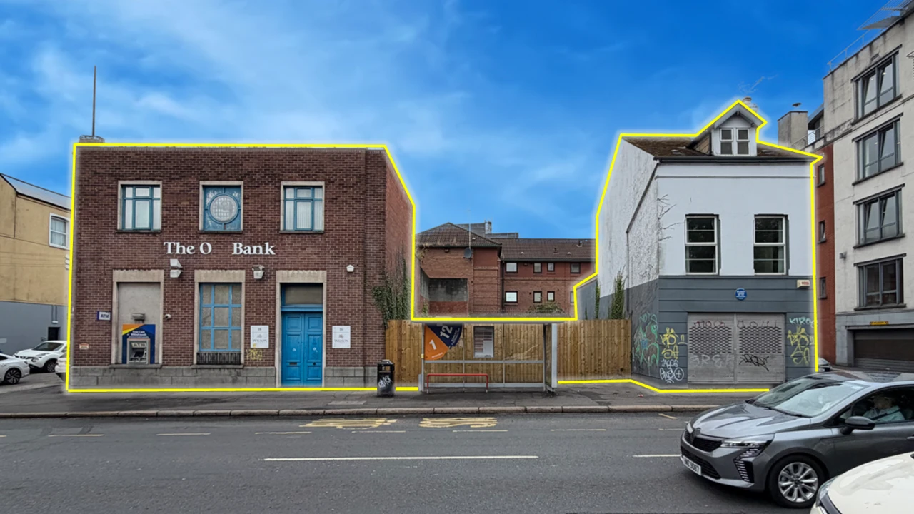 
                        webfront.png, Belfast, BT15 2AA