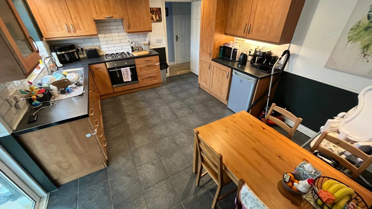 
                        img-20251205-wa0021.jpg, Ballyclare, BT39 9GA