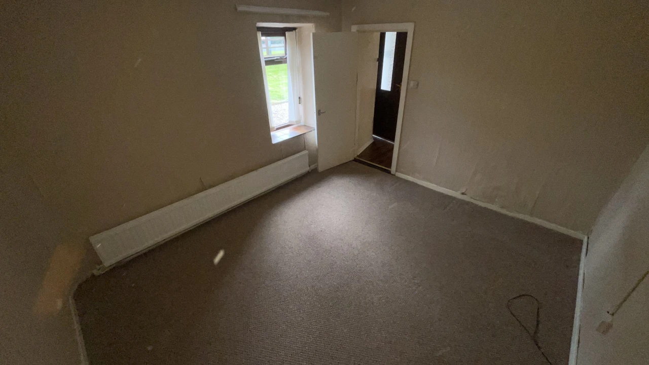 
                        img_5281.jpg, Crumlin, BT29 4BL