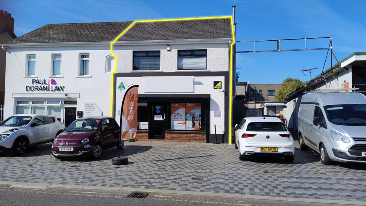 
                        capturefront.JPG, Glengormley, BT36 6HN
