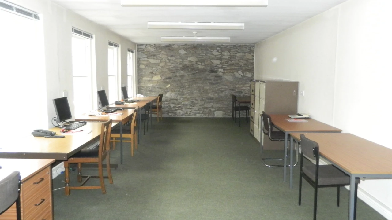 
                        photo1.jpg, Derry / Londonderry, BT48 7ER