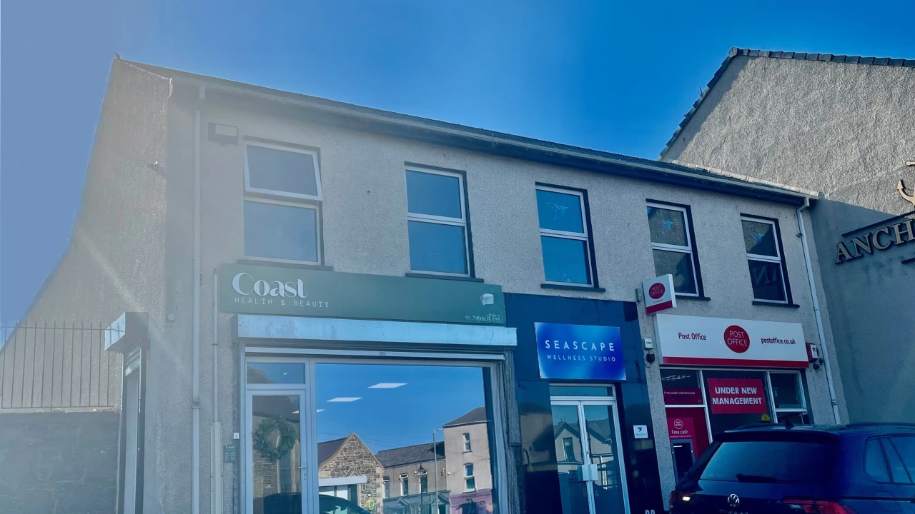 
                        front.jpg, Portstewart, BT55 7AG