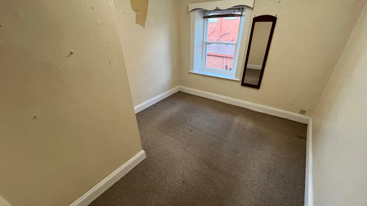 
                        img-20251030-wa0002.jpg, Newry, BT34 4BH