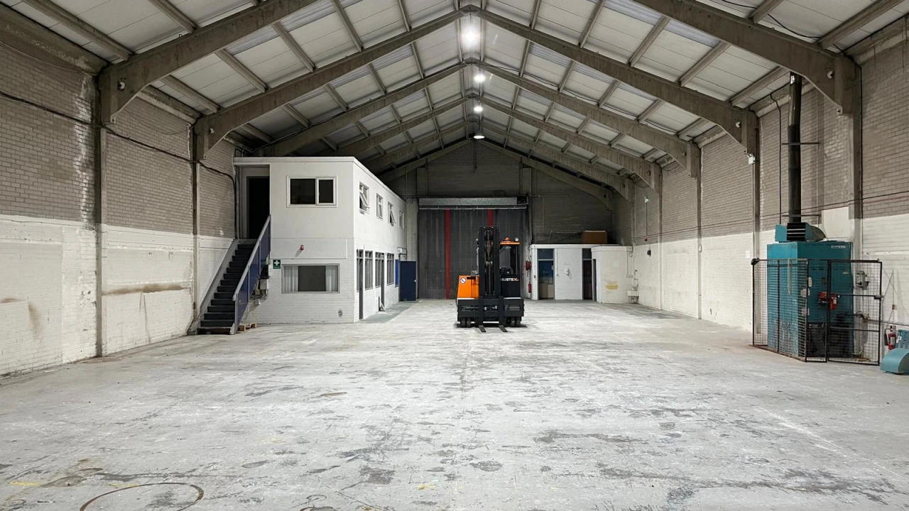 
                        img-20251027-wa0039.jpg, Mallusk, BT36 4TY