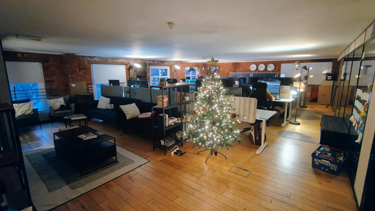 
                        img_20251203_160945772_hdr_ae.jpg, Belfast, BT2 8HD