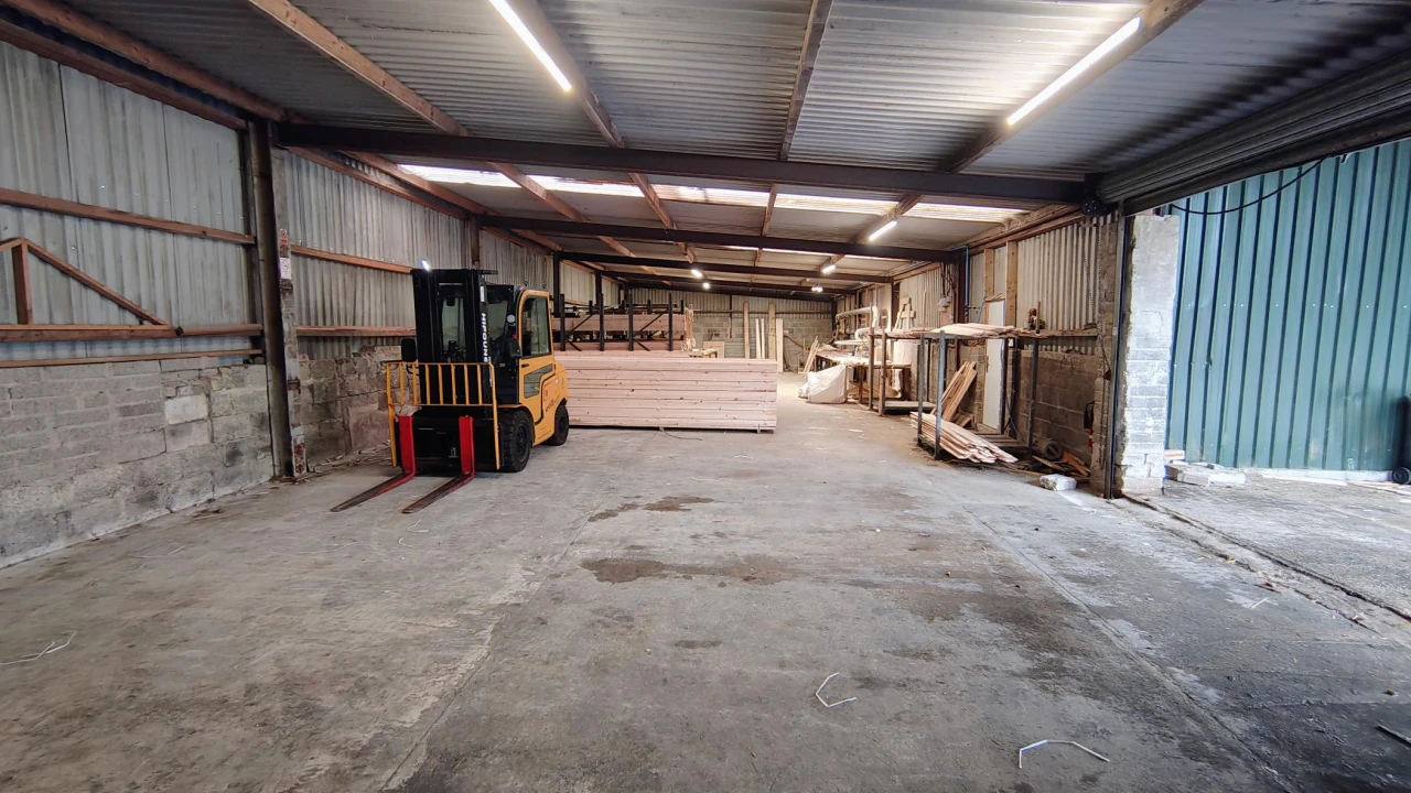 
                        img_20261012_112559182_hdr_ae.jpg, Ballyclare, BT39 9LP