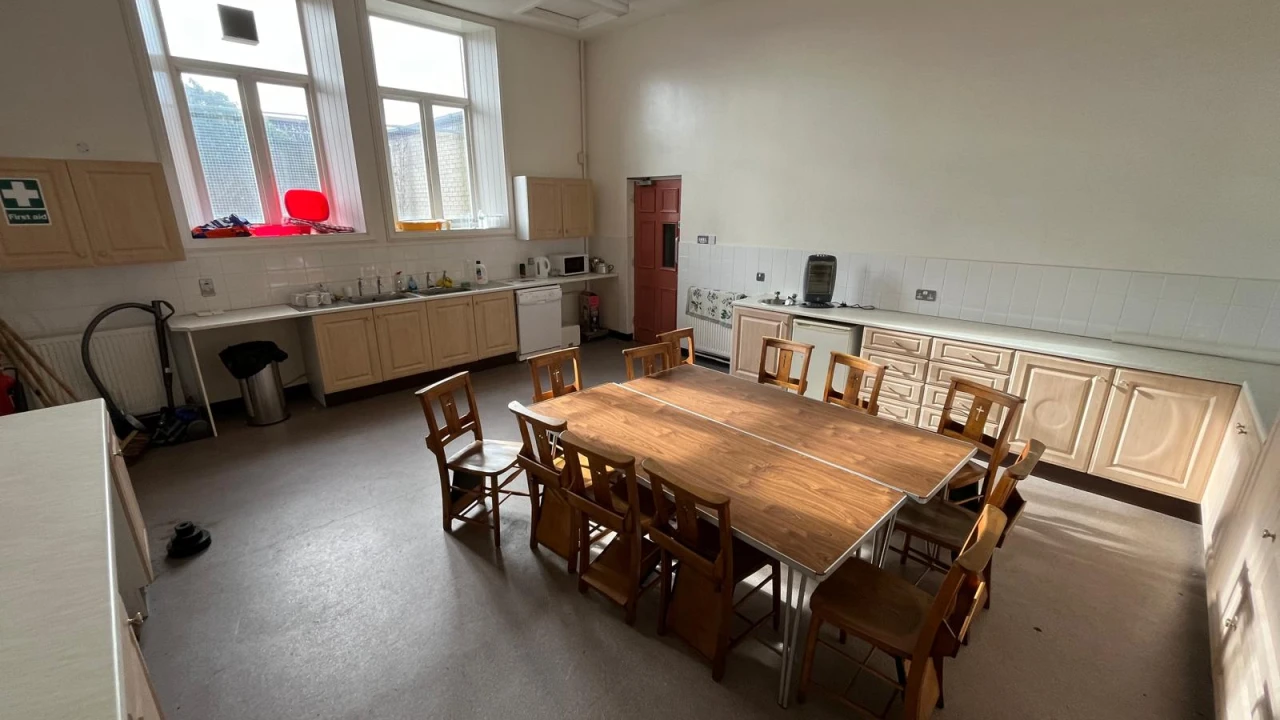 
                        5.jpg, Belfast, BT14 7ED